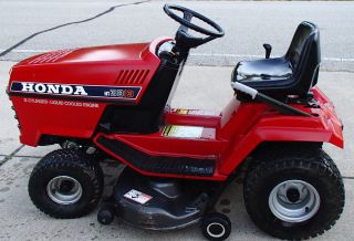  Honda HT 3813 Riding Lawn Mower