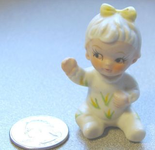 Vintage Small Napco Figurine 2 Little Girl in Pajamas