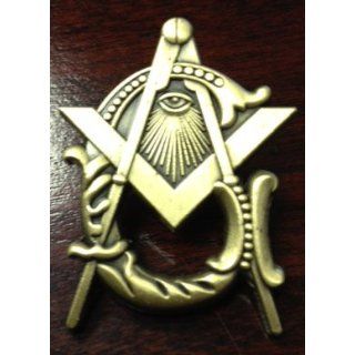 1 Masonic Square and Compass Lapel Pin 