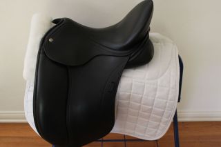 Schleese Heike Kemmer Dressage Saddle 17 Moveable Kneeblocks w Saddle