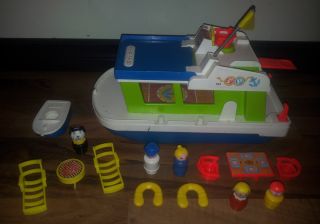  Price Play Family Little People 985 1972 Houseboat Lot Complete
