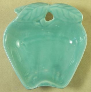 Vintage Hoenig 734 California Pottery Small Apple Shape Bowls Light