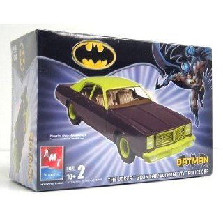 Batman Joker Goon Car Model Kit AMT ERTL 1/25 scale Toys