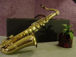 1920s ALTO C MELODY HOWARD STRAIGHT NECK SAXOPHONE GOLD N CLEAN PURPL
