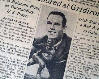 Notre Dame Fighting Irish QB John Huarte Wins Heisman Trophy 1964 Old