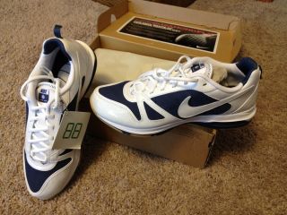 NIB   Womens Nike Air Strong Attack Volleyball Shoes   Size 12
