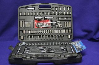 Husky Tool Set 252 Mechanics Tool Set