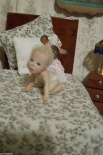  Dollhouse Artisan 1 12 Crawling Baby Sculpt Christel Hutson NR