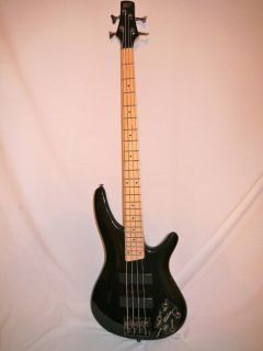 Ibanez SR300M Bass Guitar Black
