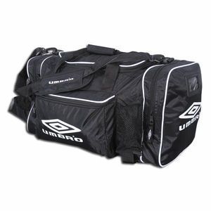 Umbro Holdall Soccer Duffel Bag Brand New with Tags $44 99 Retail