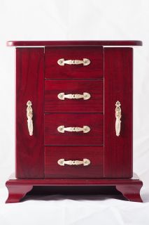 The Jewelry Box has a beauty and craftsmanship that will never go out