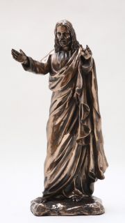 JESUS CHRIST BLESSING STATUE.LOVE EMBRACING FIGURINE.HOLY CHRISTIANITY