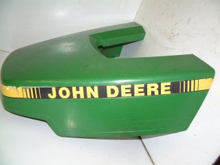 John Deere F525 Front Deck Lawn Mower Rear Body Hood Panel Cover AM132382 F510  