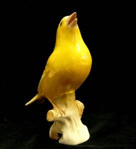 Meissen Porcelain Model of A Yellow Canary Exquisitely Detailed  