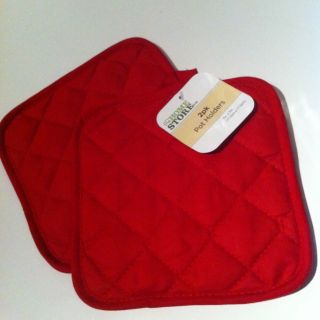 New Set of 2 Red Potholders  