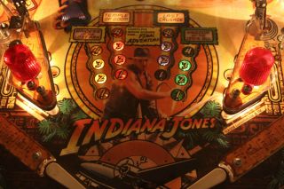 Indiana Jones Pinball Machine Huo  