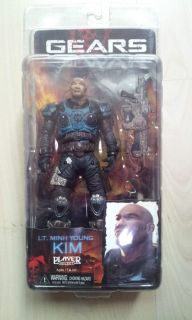 RARE NECA Gears of War Lt Minh Young Kim Exclusive 7 Action Figure