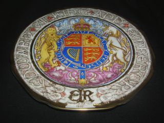 Stunning Plate  Coronation King Edward VIII  Paragon
