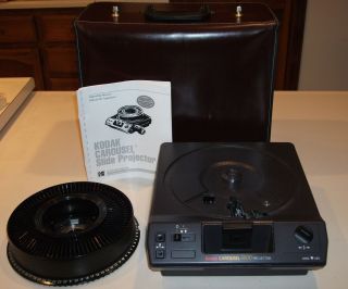 Kodak 4600 Carousel 35mm Slide Projector with Autofocus and Carry Case