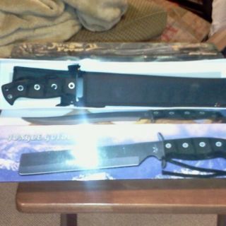 Jungle Guide Bowie Knife by Frost