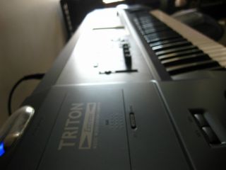 Korg Triton Extreme 61 Key Keyboard with Gator Case