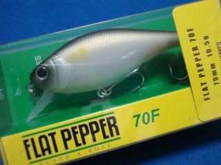 Tiemco Flat Pepper 70F  220 Mat Koseiayu