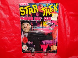 Kresge ahi Star Trek Phaser Ray Spock Killer Neon Colors Header 1976
