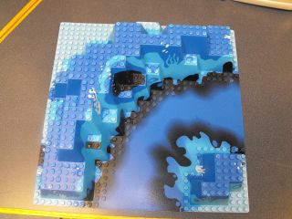 Lego Baseplate Raised 32 x 32 Canyon with Blue Underwater Pattern