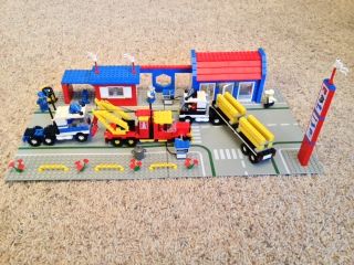 Lego Town Classic Big Rig Truck Stop 6393