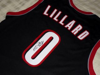  Portland Trailblazers Blazers DAMIAN LILLARD Signed Autograph Jersey