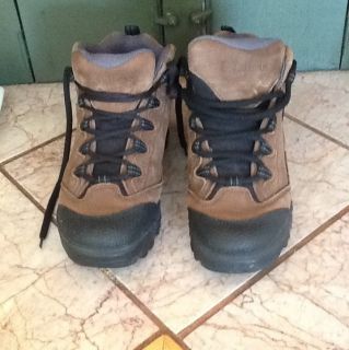 ll Bean LLBean Women Size 7 1 2 Hiking Snow Lace Boots Brown