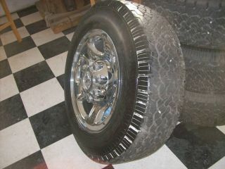 2012 Dodge RAM 2500 Factory Wheel and Tires