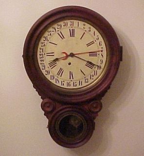 Antique 31 Day Lovell Manuf Co Wall Clock 