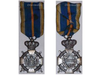 Romania WW1 Military Medal Loyal Service II Cl Cross Swords Romanian