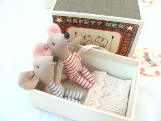 Maileg Newborn Twin Mice in Matchbox New