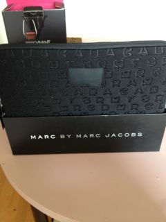  Marc by Marc Jacobs Neoprene 15 Laptop Notebook Computer Sleeve Case