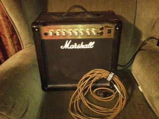 Marshall MG15DFX Guitar Amp w 15 Cord