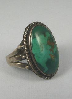 Vntg Navajo Oval Green Turquoise Silver Ring