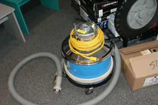 Mastercraft Model 5006 Canister Vacuum