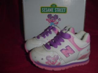 New Balance Sesame Street ABBY CADABBY Shoes Infant Toddler Size 2 New