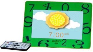Zazoo Childrens Digital Photo Alarm Clock Green w/ Numbers *Used*