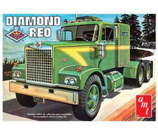 AMT 125 Diamond Reo Truck
