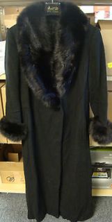 Black coat w/ real FUR collar and sleeve hem BEAUTIFUL Floor length
