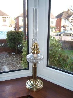 Oil lamp vintage Brass Brenner Kosmos cut glass font beautiful working