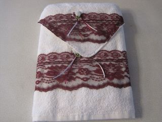 Burgundy Rings 17 Piece Bath Rug Shower Curtain Hooks Towel Set