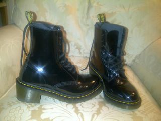 DOC MARTENS WOMENS BLACK PATENT LEATHER BOOTS