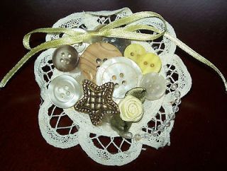 Vintage Handcrafted Brooch / Pin Made of Buttons & Lace   Unique   HTF