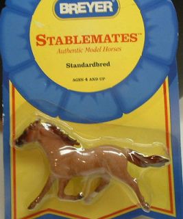BREYER STABLEMATES STANDARDBRED HORSE   BROWN #5901 NEW 132 Scale
