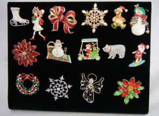 Enamel Pin Brooch CRYSTAL Santa Rhinestone Holiday Wreath Jewelry