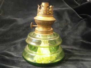 ANTIQUE KOSMOS BRENNER OIL Lamp Beautiful Green with wick